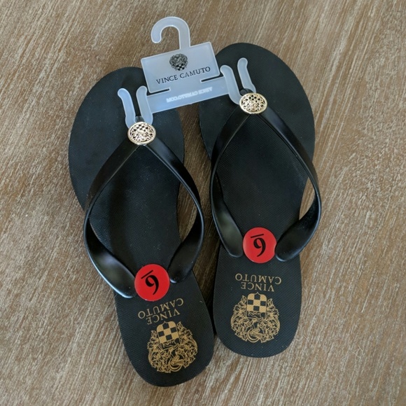 Vince Camuto Shoes - NWT Vince Camuto Flip Flops